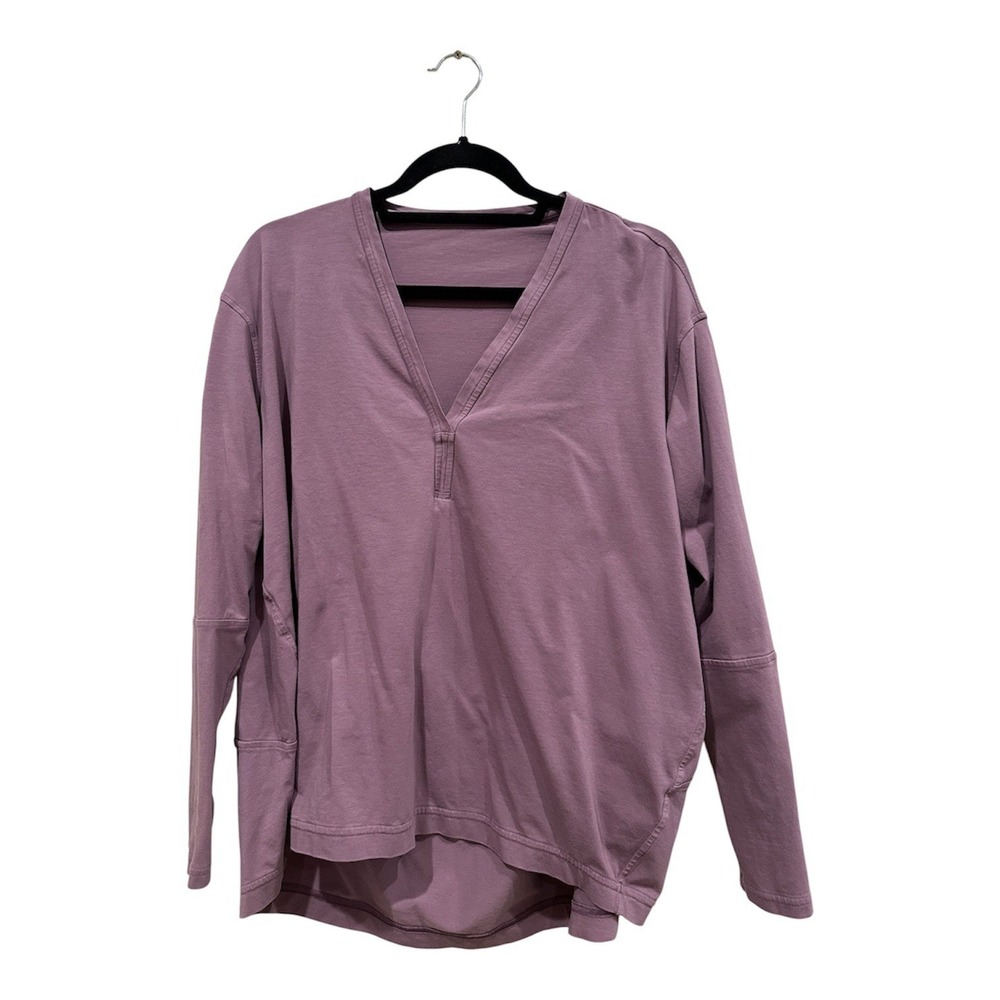 Lululemon Mauve Purple V-Neck Long Sleeve Relaxed Fit Top with Pockets